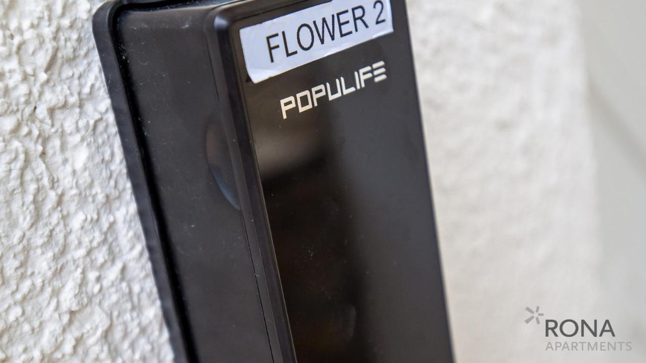נובליה Rona Apartment Flower 1 And Flower 2 מראה חיצוני תמונה
