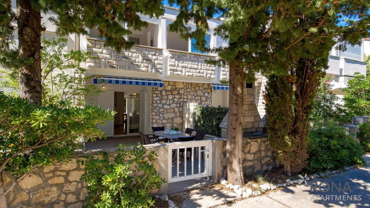 נובליה Rona Apartment Flower 1 And Flower 2 מראה חיצוני תמונה