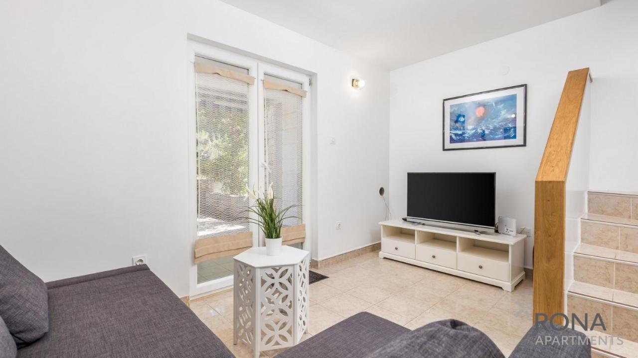 נובליה Rona Apartment Flower 1 And Flower 2 מראה חיצוני תמונה
