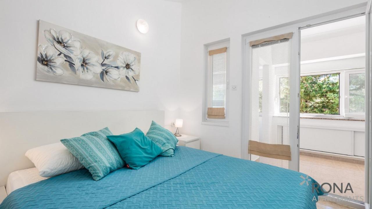 נובליה Rona Apartment Flower 1 And Flower 2 מראה חיצוני תמונה
