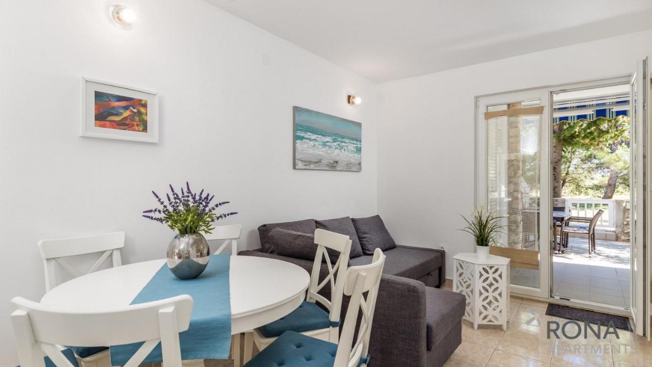 נובליה Rona Apartment Flower 1 And Flower 2 מראה חיצוני תמונה